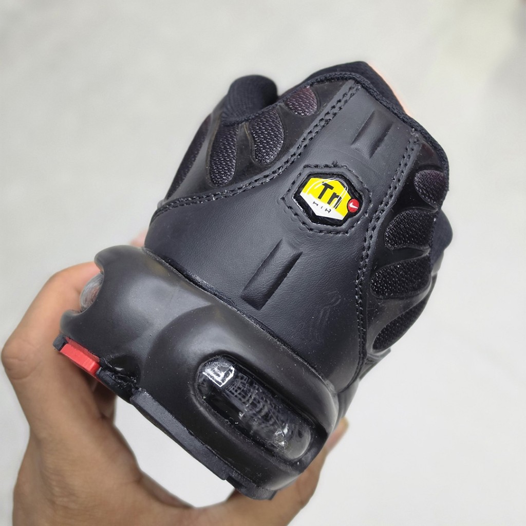 20157471 نایک تی ان ایرمکس پلاس مشکی قرمز آتشین Nike TN Air Max Plus