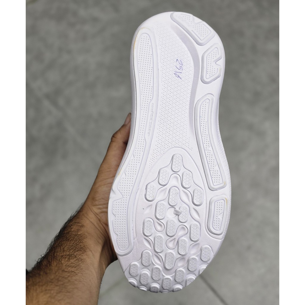 اسیکس ژل کایانو سفید ASICS GEL-KAYANO 33