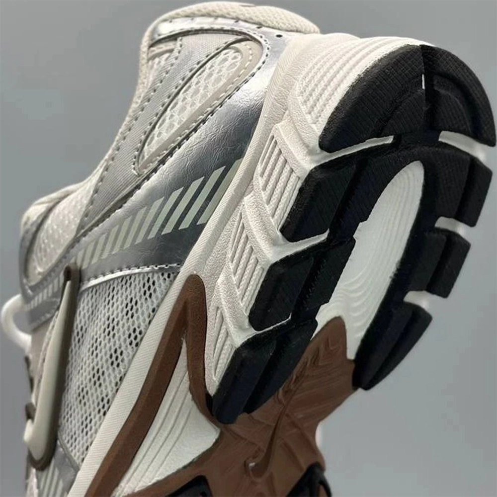 248a4be0b73a5ba79adce7ad232cc42f کتونی نایک v5k موکا- Nike v5k RNR