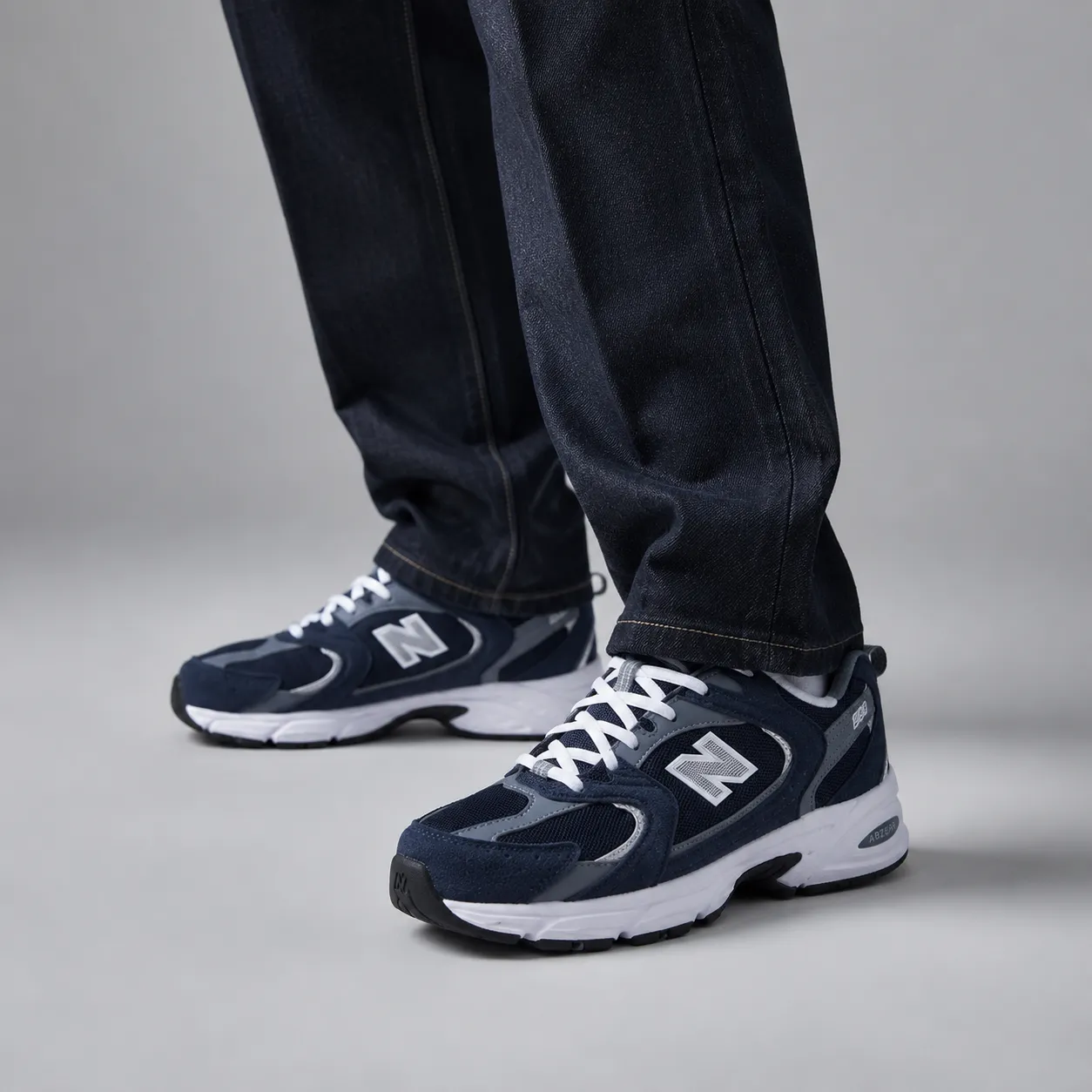 6e215c33e10d912539ff580348301af1 کتونی نیوبالانس 530سرمه ای -New Balance 530