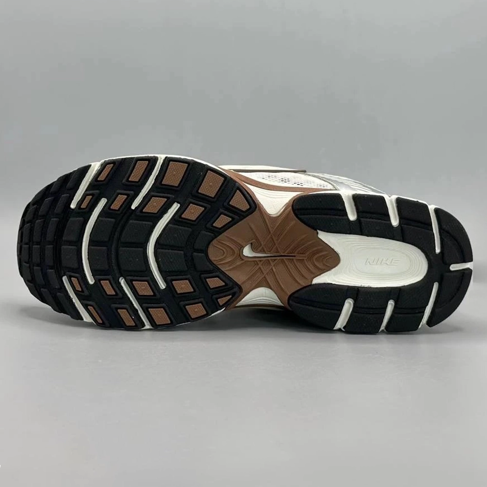76f6e8027b6d9719c96836ecb6080123 کتونی نایک v5k موکا- Nike v5k RNR