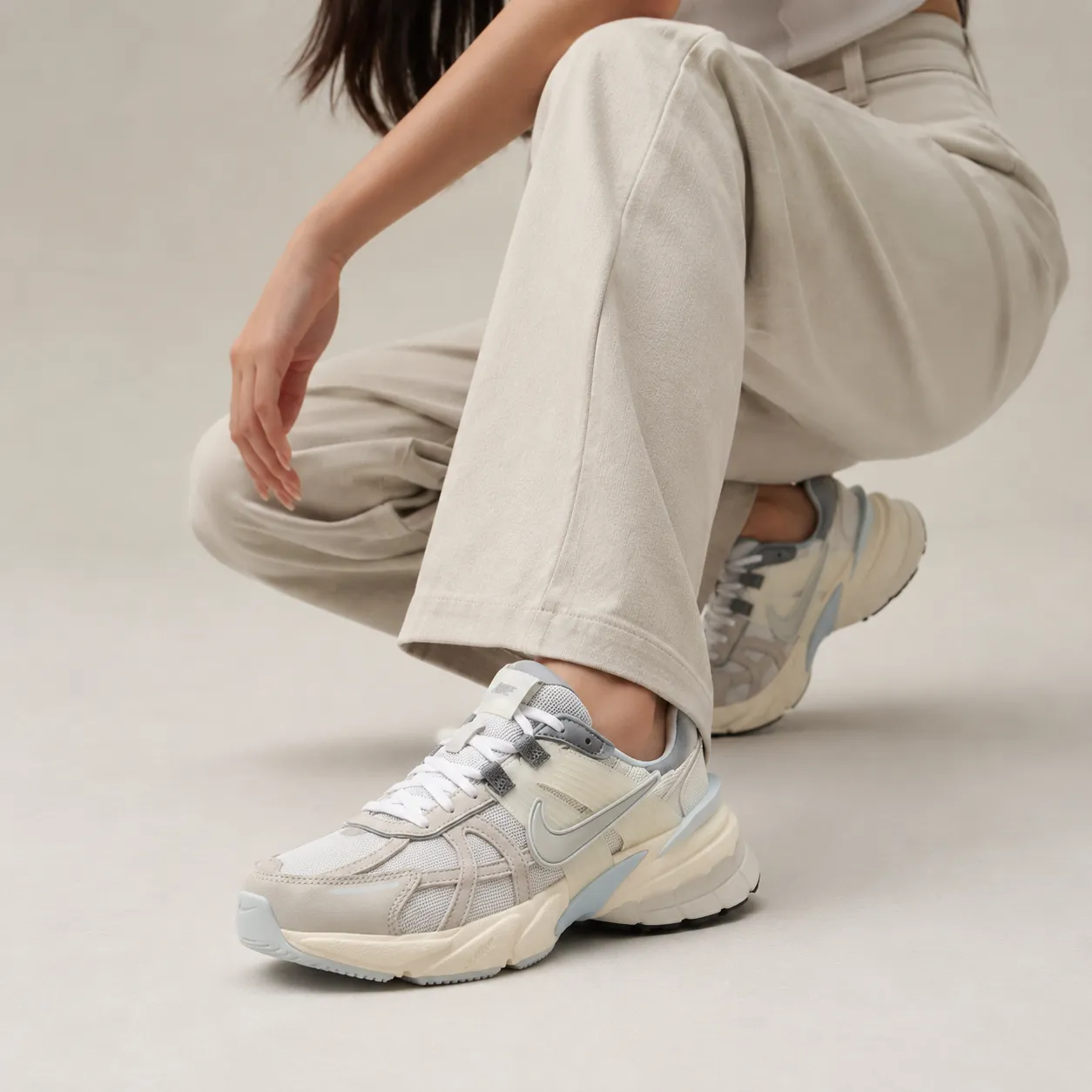 90f305e3f2daa575c81a657a2af26767 کتونی نایک V2K کرم آبی- Nike V2K