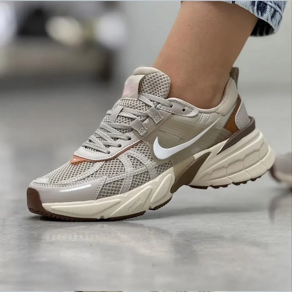 e53125275854402400f74fd6ab3f7659 کتونی نایک V2K موکا -Nike V2K