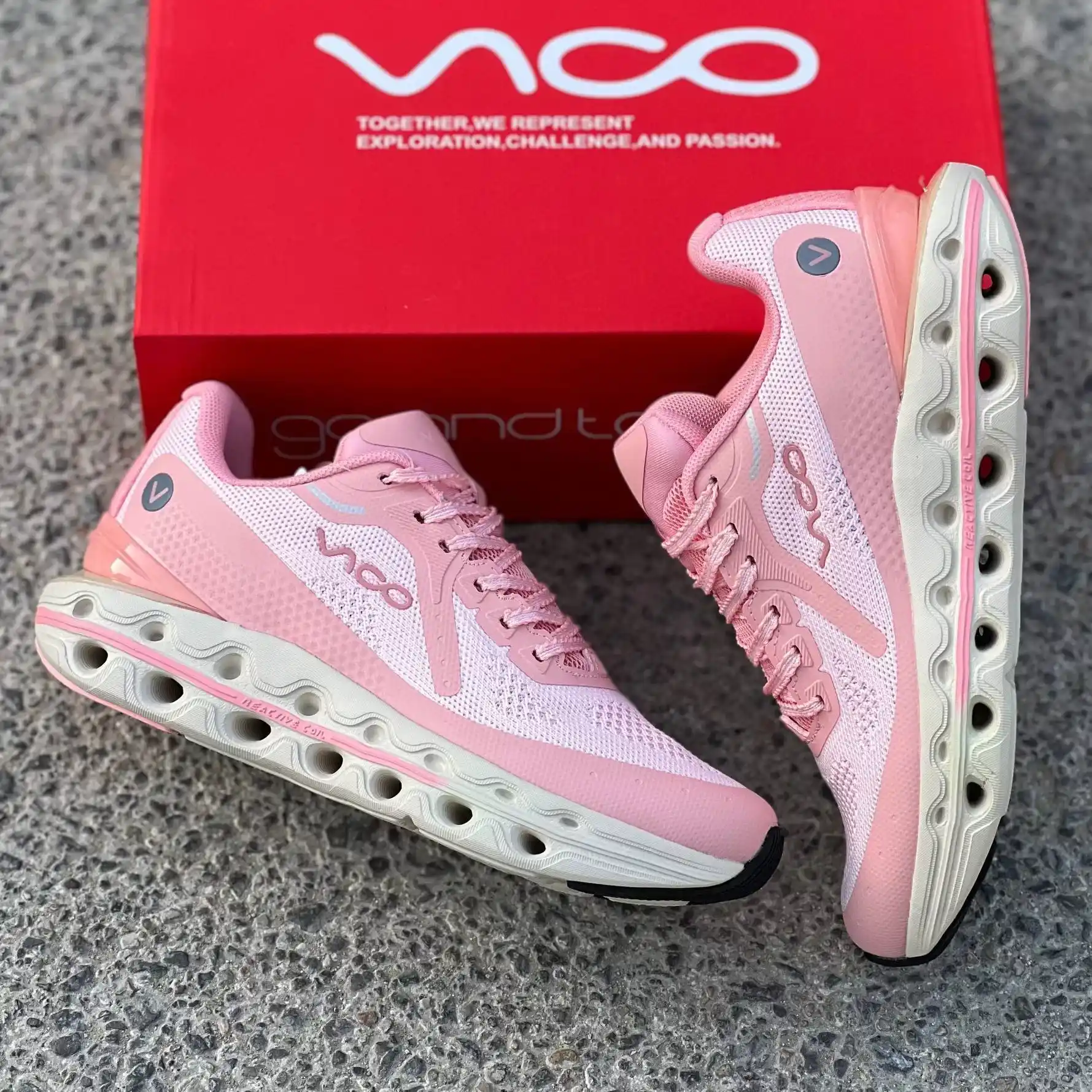 کفش-کتونی-رانینگ-زنانه2-ریاکتیو-کویل-ویکو-Womens-Vico-Reactive-Coil-Running-Shoes-1549-pink-1 کتونی صورتی ویکو زنانه ری اکتیو کویل اورجینال