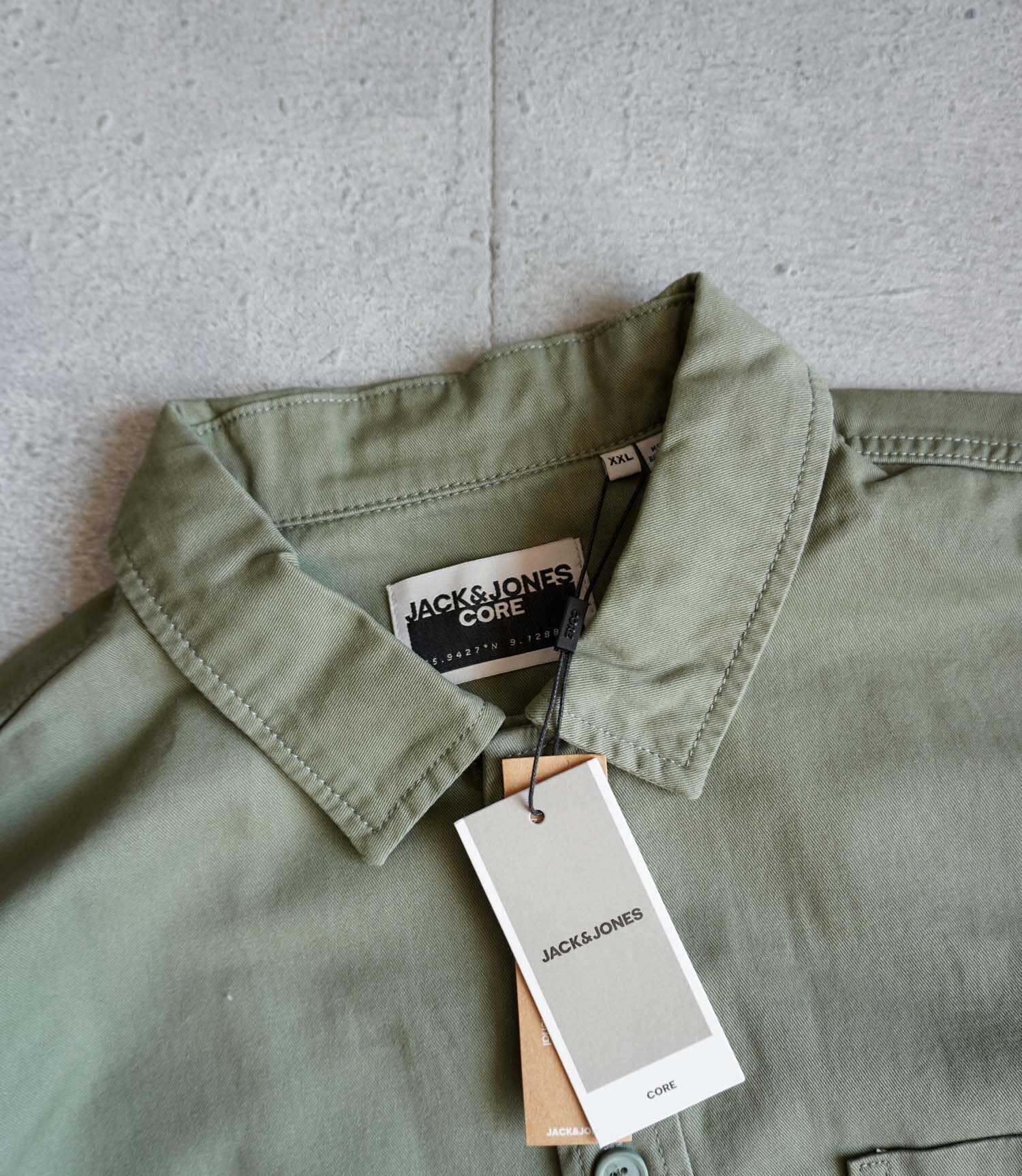 17888826844678324 پیراهن کتان سبز Jack&Jones