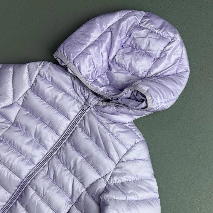 Original-Kiabi-synthetic-fill-jacket-for-boys-and-girls-lilac-color-French-market-stock-standard-fit-and-cut-Code-203-4 کاپشن الیافی اورجینال بچه گانه دخترانه و پسرانه رنگ یاسی برند kiabi سفارش فرانسویی تنخوری و قواره استاندارد کد 203