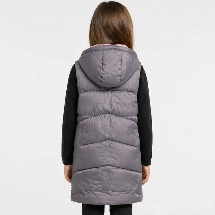 Original-girls-mid-length-puffer-vest-stylish-matte-lilac-color-4F-brand-Polish-import-standard-fit-and-cut-Code-195-2 پافر نیمه لانگ اورجینال بچه گانه دخترانه رنگ یاسی مات شیک برند 4F سفارش لهستانی تنخوری و قواره استاندارد کد 195