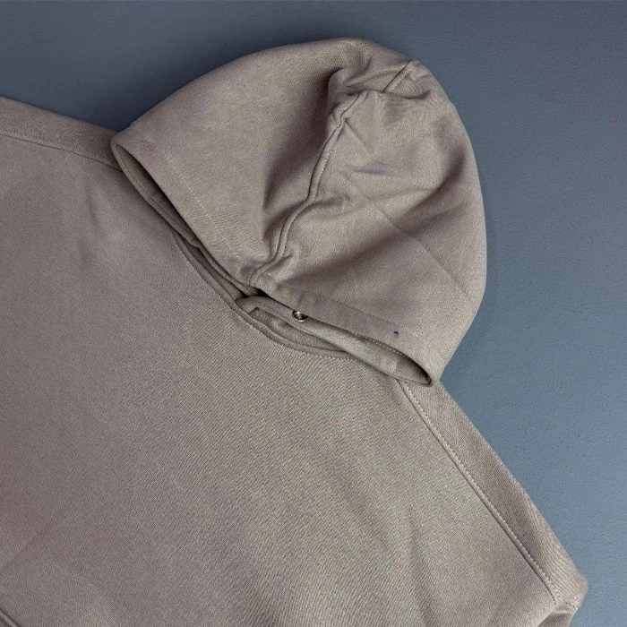 Original-mens-heavyweight-basic-hoodie-by-DUB-Russian-market-edition-features-a-fleece-lined-interior-and-a-nescafe-light-coffee-color.-It-has-a-relatively-relaxed-fit.-Code-206-4 هودی داخل کرکی اورجینال مردانه رنگ نسکافه ای بیسیک گرم بالا برند DUB سفارش روسیه ای تنخوری و قواره نسبتا آزاد کد 206