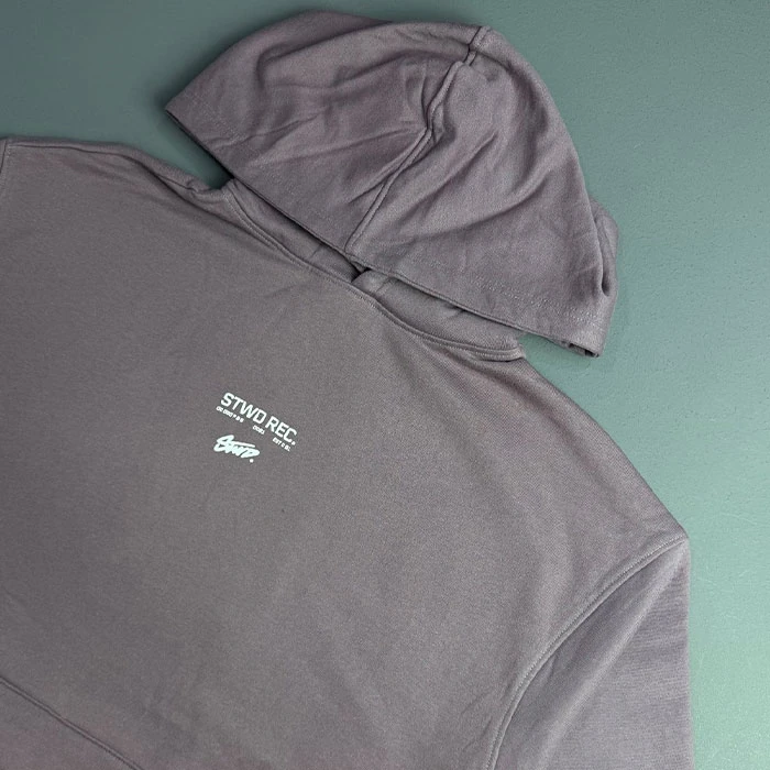Original-unisex-mens-and-womens-fluffy-hoodie-onion-color-STWD-series-sub-brand-of-Pull-Bear-Spanish-order-boxy-and-boxy-code-118-4 هودی داخل کرکی اورجینال یونیسکس ( زنانه مردانه ) رنگ پیازی سری STWD زیر مجموعه برند pull & bear سفارش اسپانیایی تنخوری و قواره باکسی کد 118