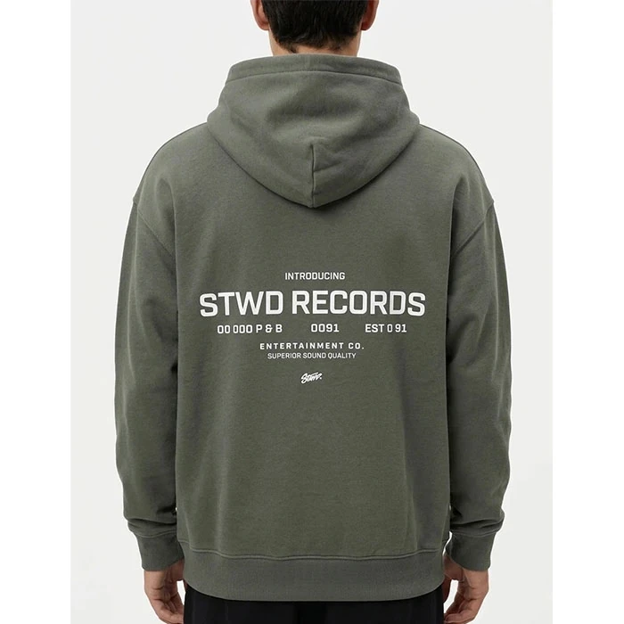 Original-unisex-mens-and-womens-hoodie-with-fluffy-lining-green-color-STWD-series-Pull-Bear-brand-Spanish-order-boxy-and-boxy-code-117-2 هودی داخل کرکی اورجینال یونیسکس ( زنانه مردانه ) رنگ سبز صدری سری STWD زیر مجموعه برند pull & bear سفارش اسپانیایی تنخوری و قواره باکسی کد 117