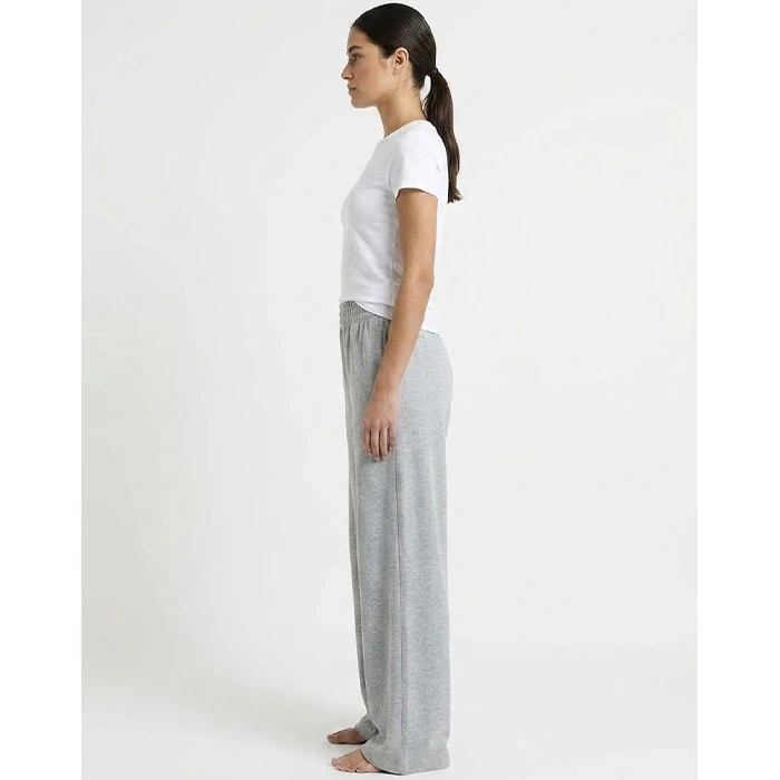 Original-womens-jogger-pants-with-fluffy-lining-gray-color-Zara-Spanish-brand-standard-fit-code-112-3 شلوار جاگر بگ اورجینال داخل کرکی زنانه رنگ طوسی برند zara اسپانیایی تنخوری استاندارد کد 112
