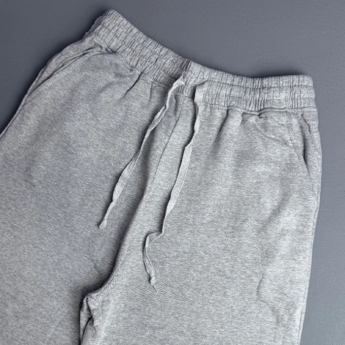 Original-womens-jogger-pants-with-fluffy-lining-gray-color-Zara-Spanish-brand-standard-fit-code-112-4 شلوار جاگر بگ اورجینال داخل کرکی زنانه رنگ طوسی برند zara اسپانیایی تنخوری استاندارد کد 112