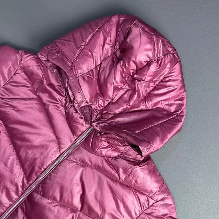 Stylish-original-womens-mid-length-jacket-in-magenta-by-Tom-Taylor-German-import-features-a-relatively-standard-fit.-Code-183-4 کاپشن نیمه لانگ اورجینال زنانه رنگ سرخابی شیک برند Tom Taylor سفارش آلمانی تنخوری و قواره نسبتا استاندارد کد 183