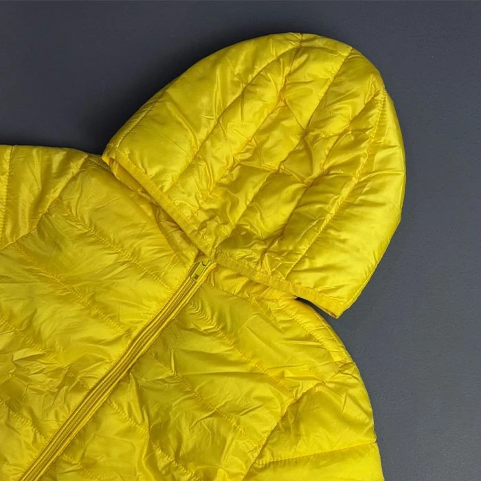 original-kiabi-synthetic-fill-jacket-for-boys-and-girls-yellow-french-order-standard-fit-and-cut-code-205-4 کاپشن الیافی اورجینال بچه گانه دخترانه و پسرانه رنگ زرد برند kiabi سفارش فرانسویی تنخوری و قواره استاندارد کد 205