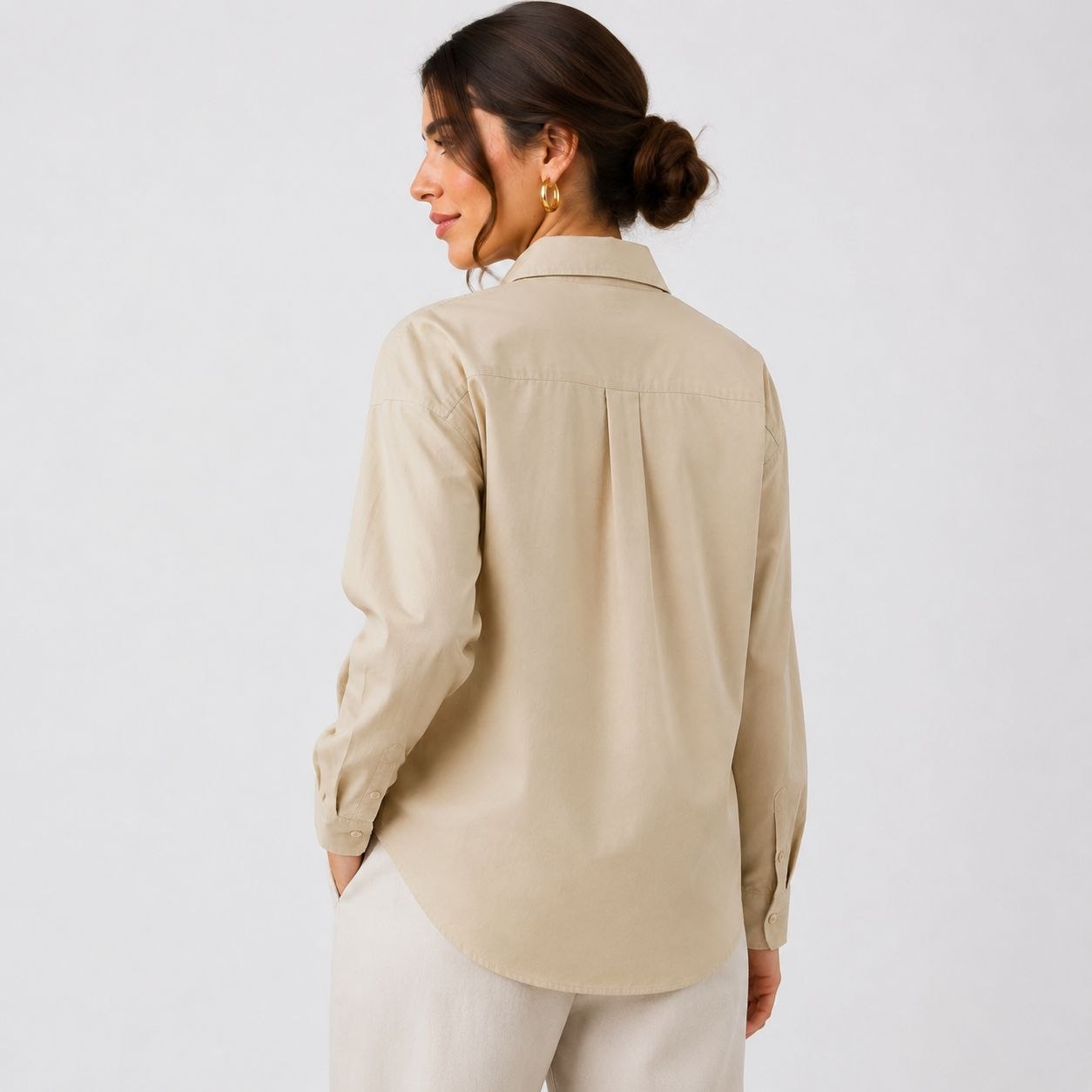 شومیز کتان نخی باکیفیت و بسیار خنک از برند Bershka اسپانیایی کرمی کد 2106