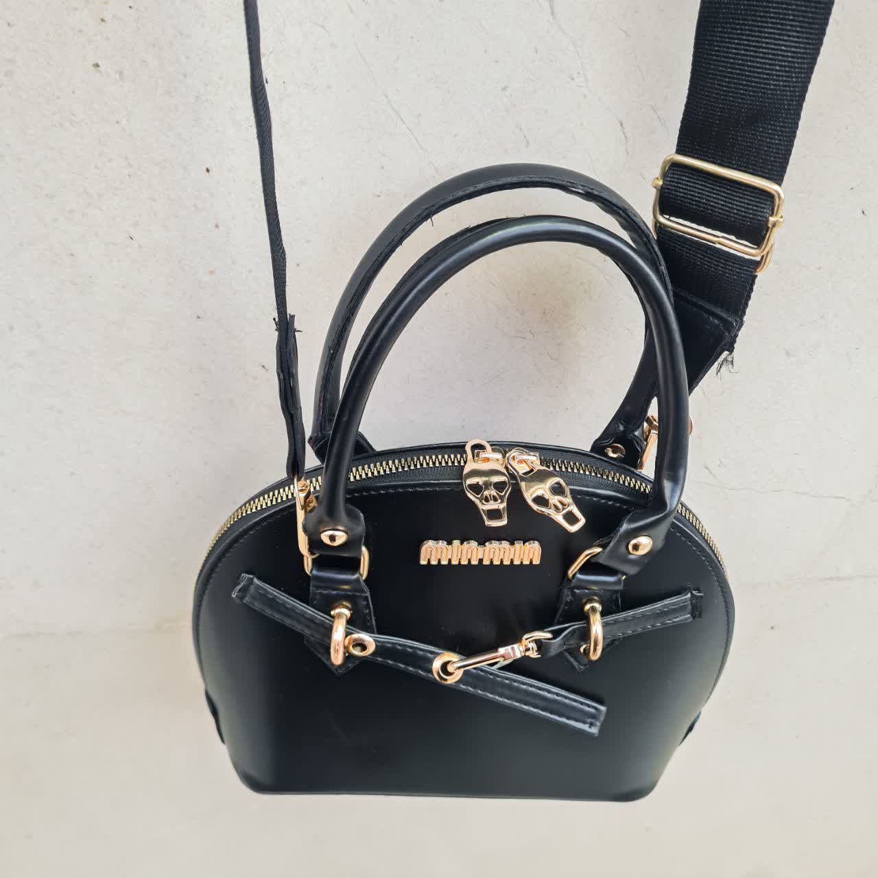 کیف زنانه دستی ایوانا