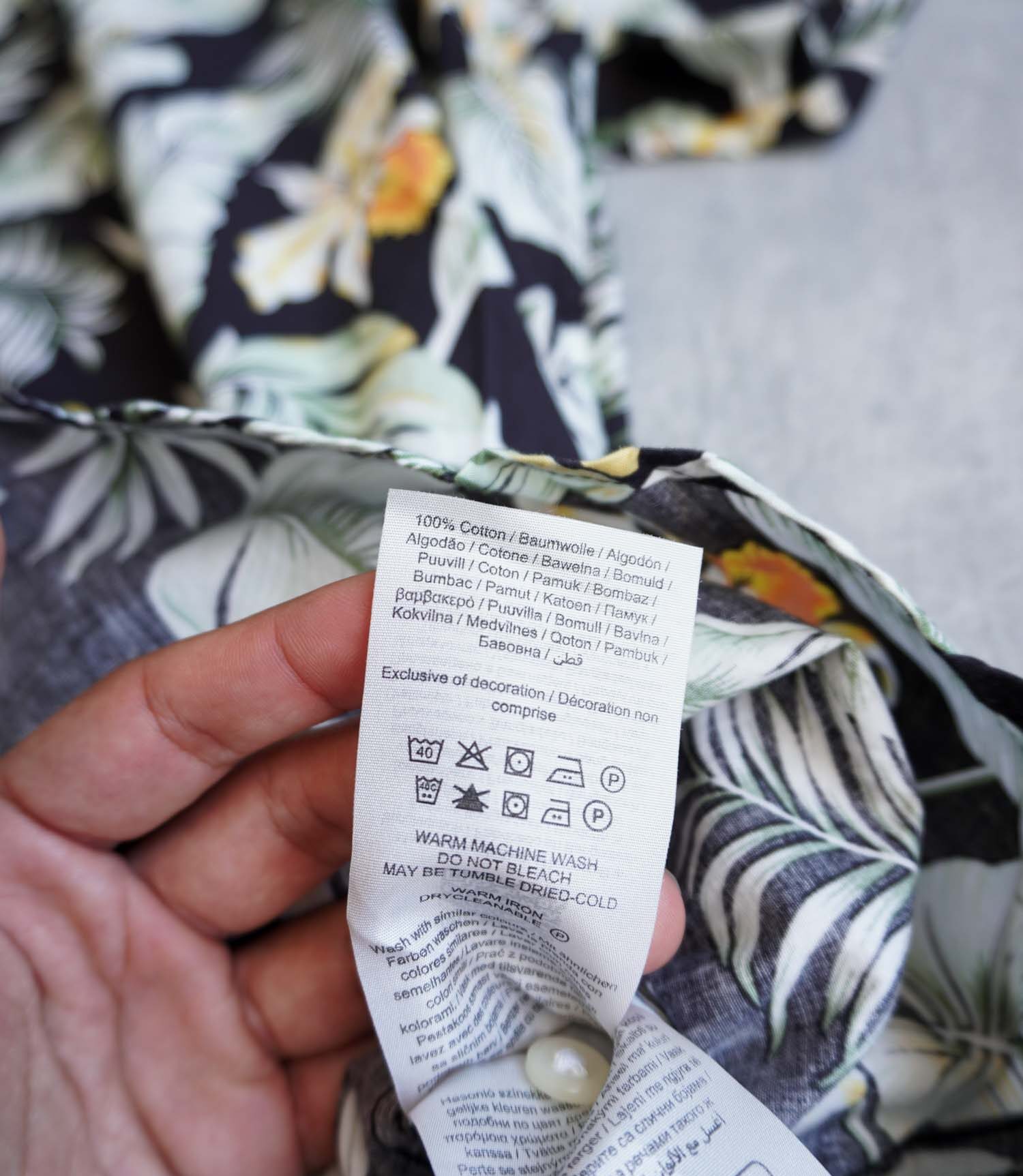 پیراهن هاوایی مشکی طرح گل Jack&Jones