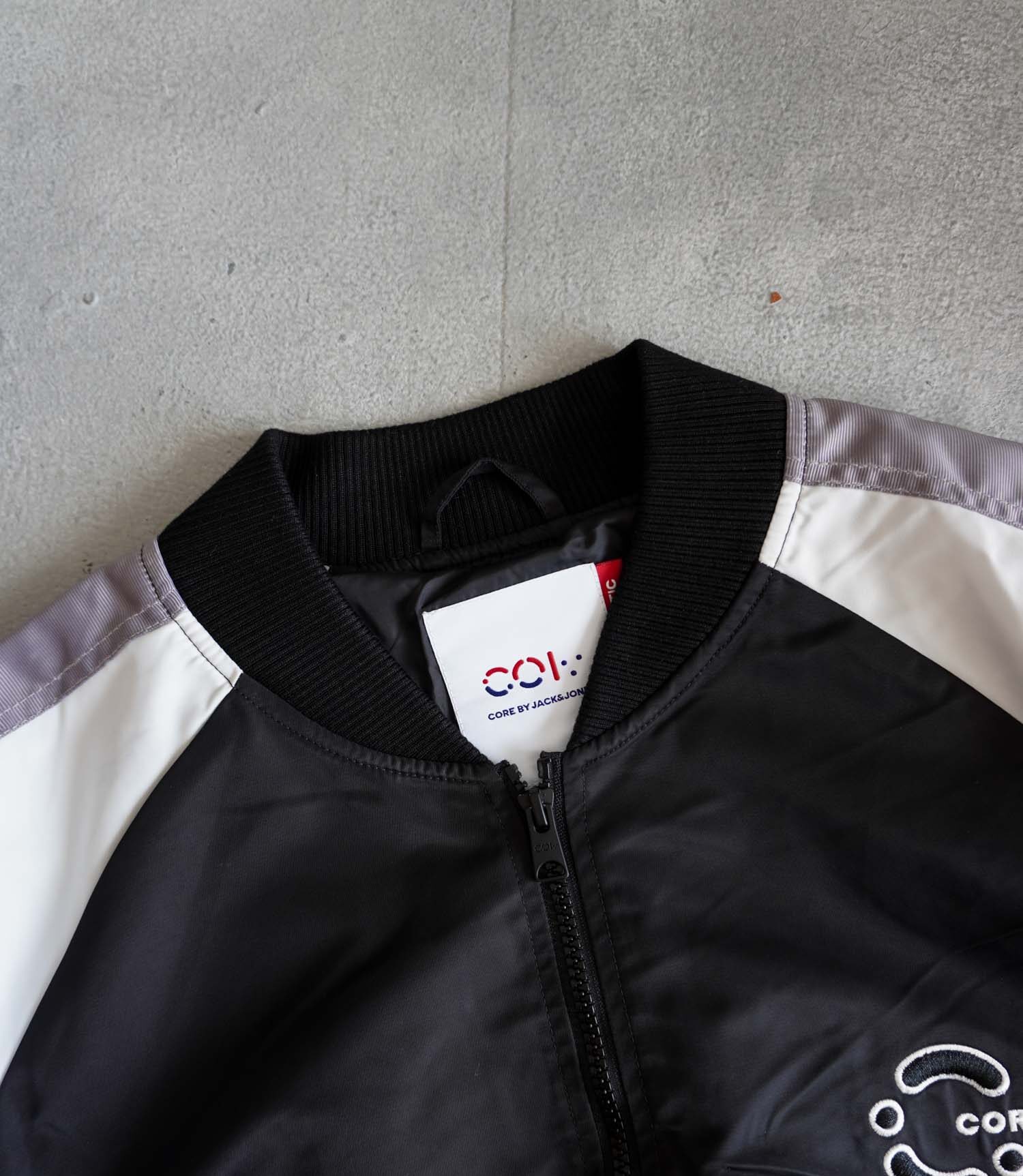 بامبر جکت مشکی آستین سفید Jack&Jones