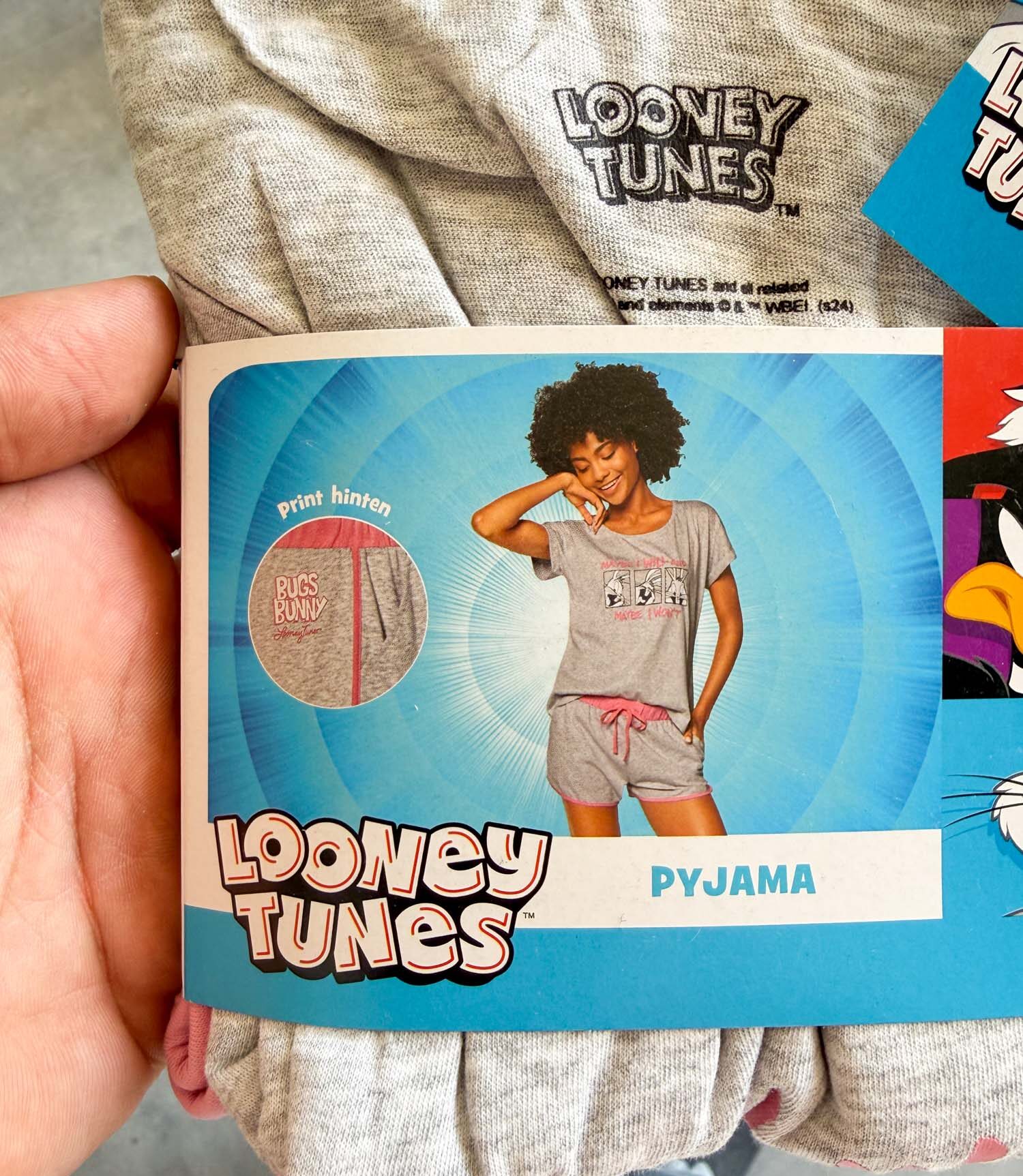 ست تیشرت و شلوارک نخی Looney Tunes