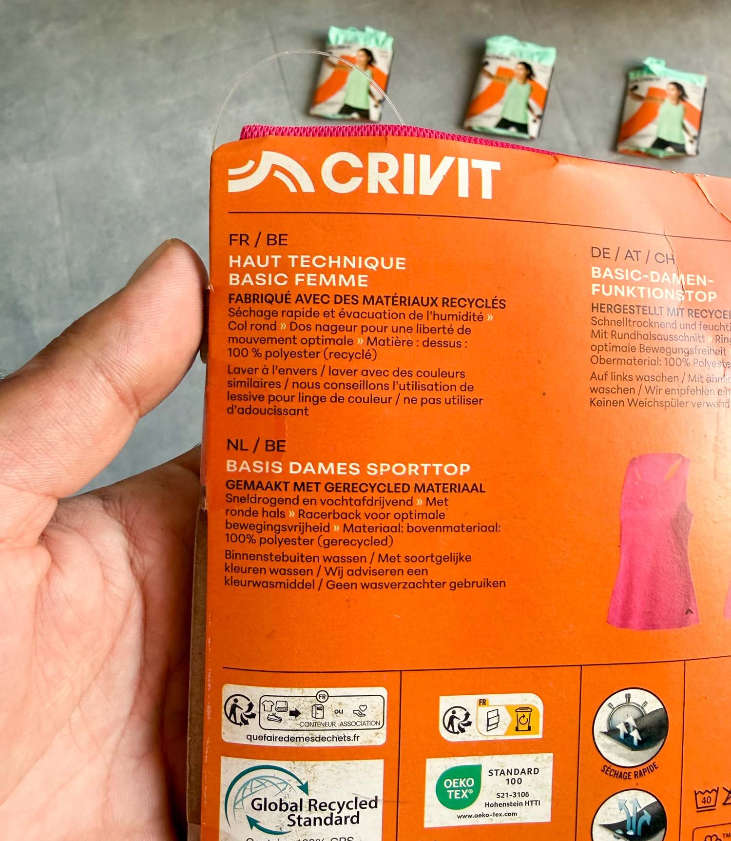 تاپ ورزشی صورتی Crivit