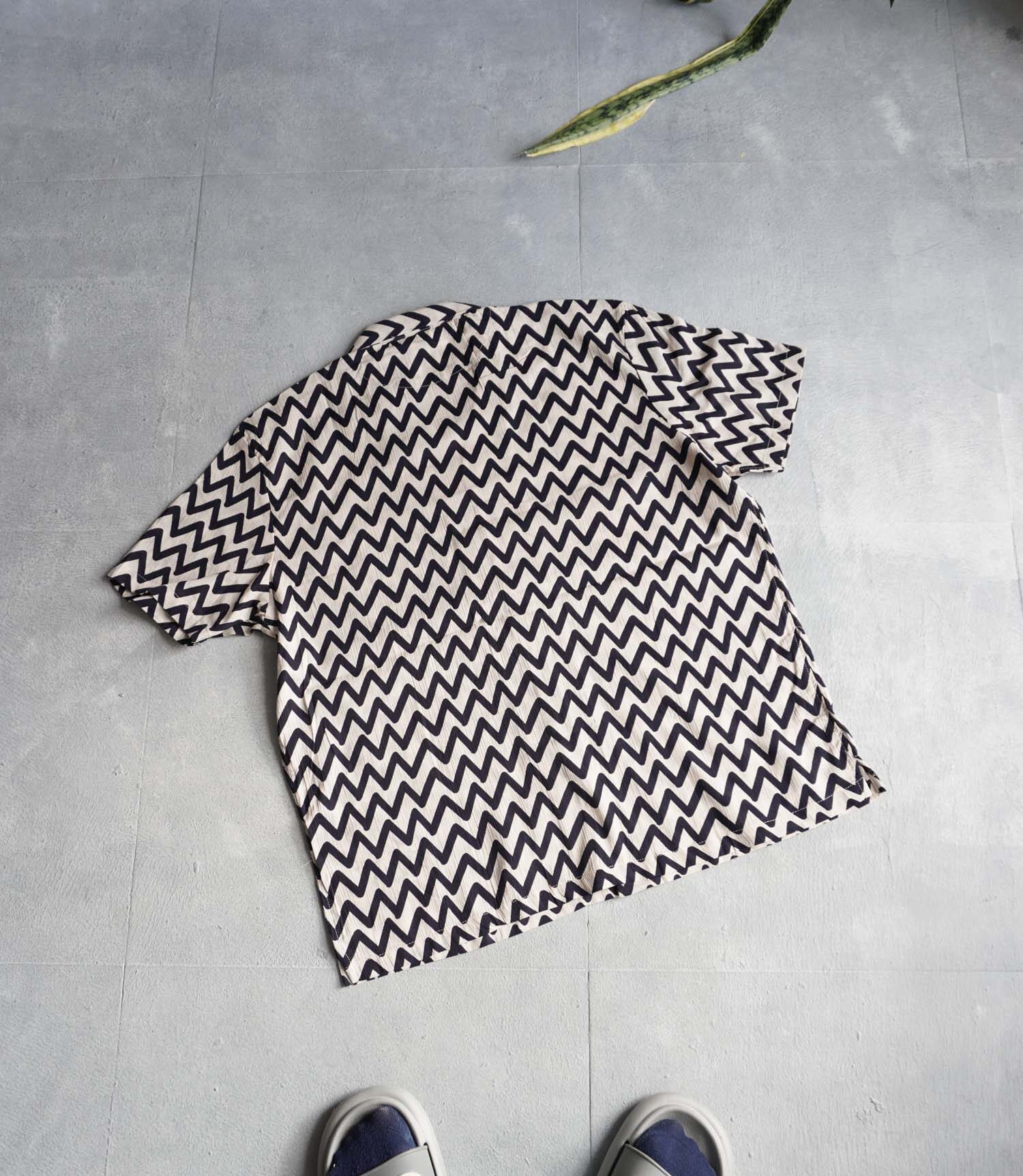 product-59797-17659673329575179 پیراهن کرم مشکی Livergy