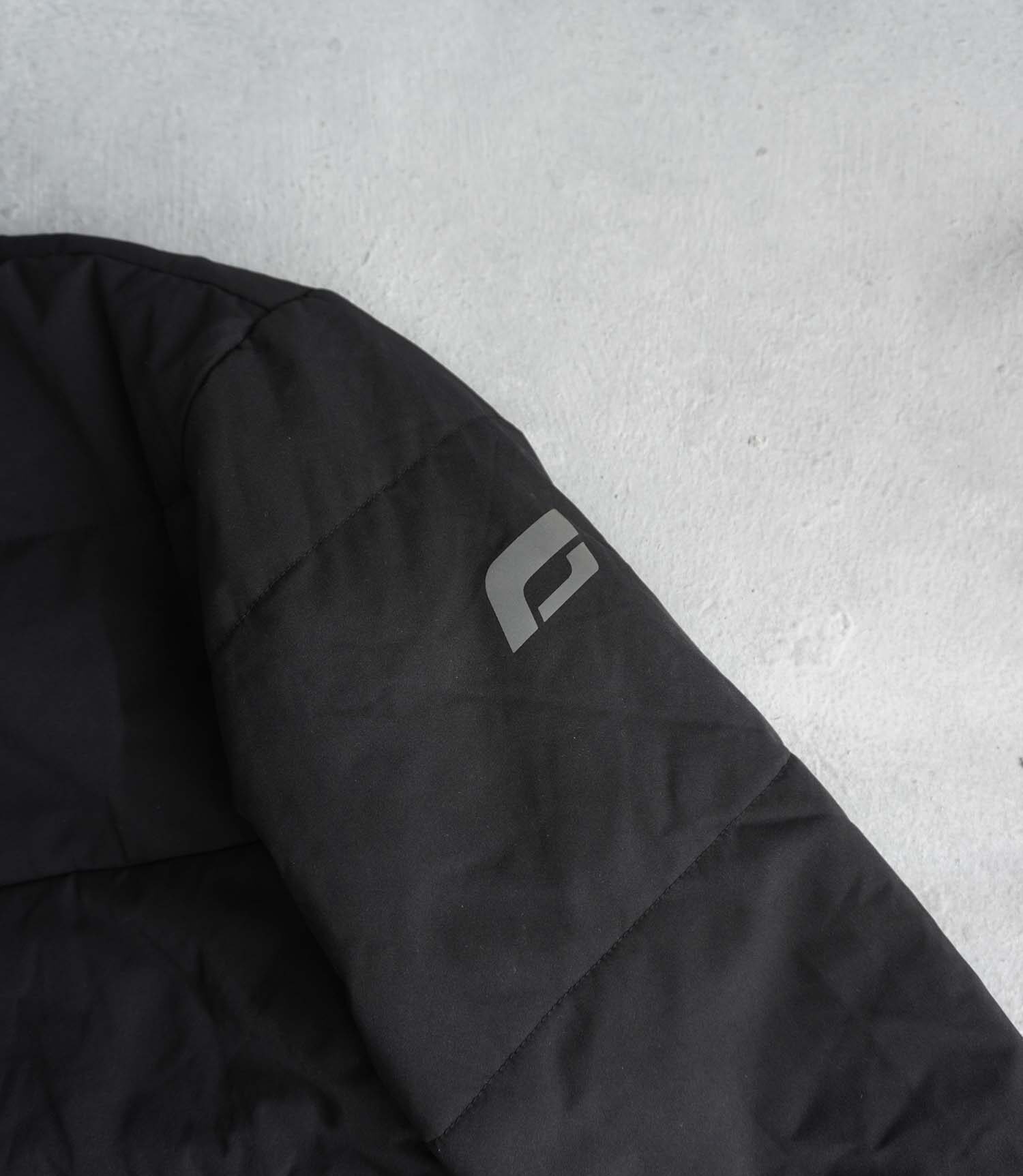 product-59959-17623283750363458 جکت حرفه ای کلاه دار مشکی Jack&Jones