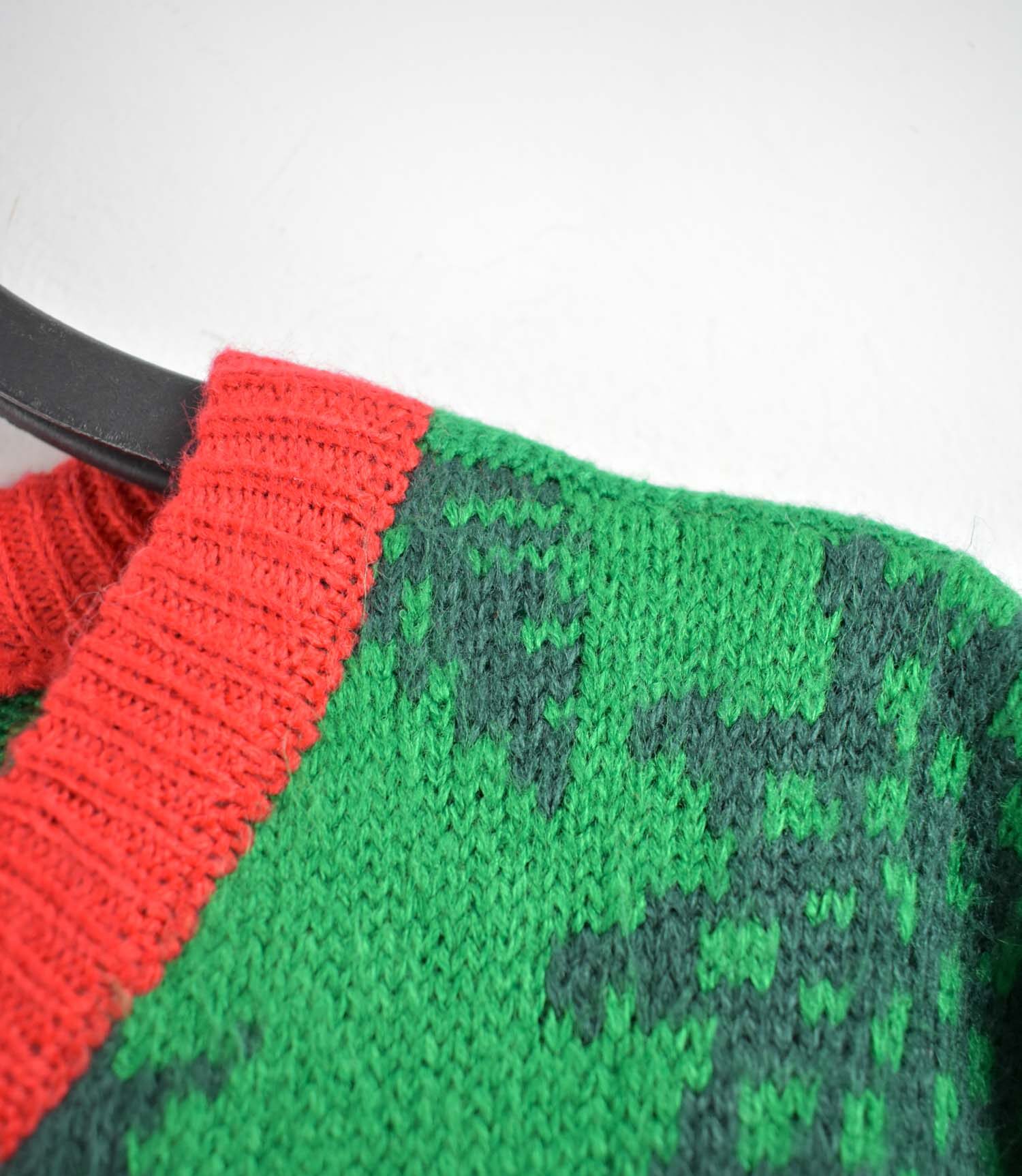 بافت کریسمسی Partysweater