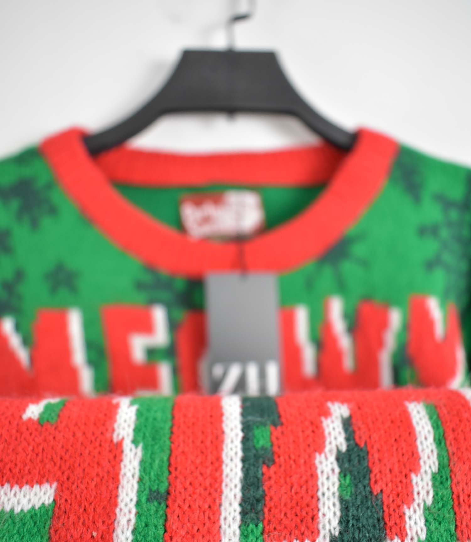 بافت کریسمسی Partysweater